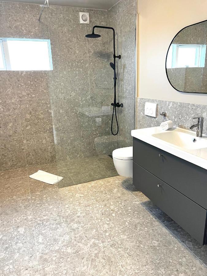 Apartment In Хофн Экстерьер фото