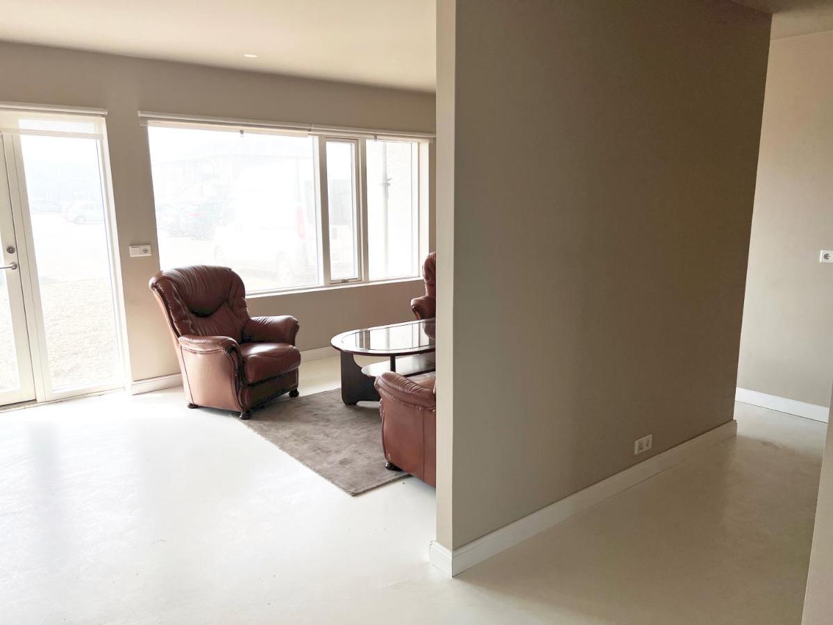 Apartment In Хофн Экстерьер фото